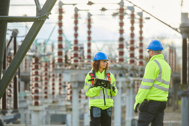 Best Electrical Installation Contractor  in Pembroke Pines, FL